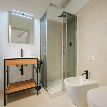 Confortevole Stanza 6 Con Bagno Privato Stazione *