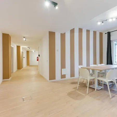 Confortevole Stanza 6 Con Bagno Privato Stazione Padova