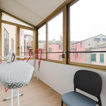 Konukevi Confortevole Stanza 6 Con Bagno Privato Stazione *